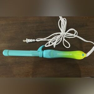 Beachwaver B1 Curling Iron